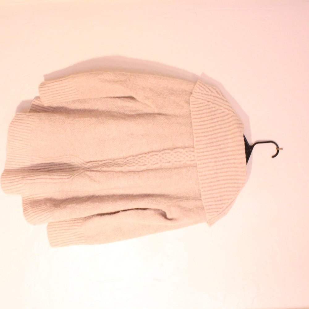 Angel of the North cowl neck sweater - Picture 7 of 7